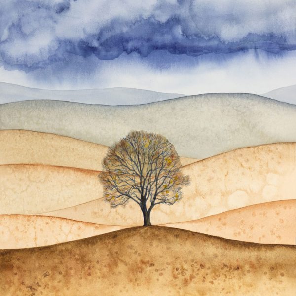 Akvarel - teplé barvy podzimu, šedomodré nebe, osamělý strom v kopcovité krajině.